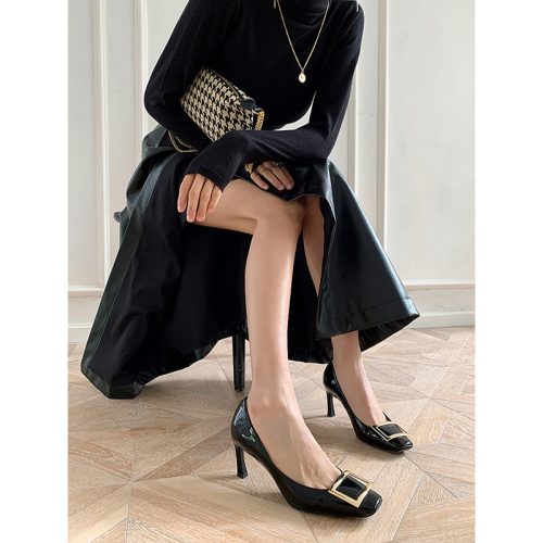 escarpins-vernis-talon-fin