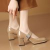 Mocassins femme à talon vernis taupe