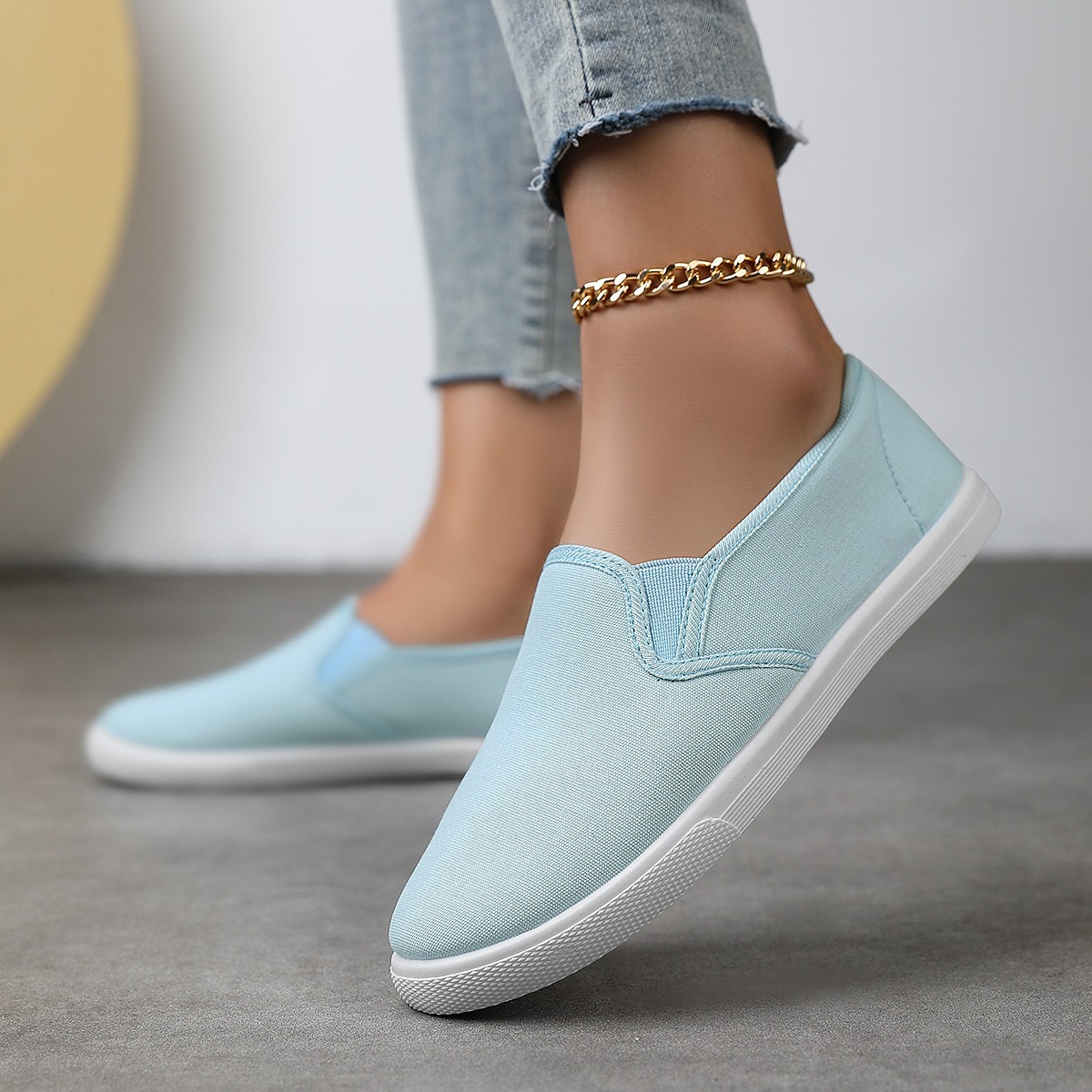 chaussures en toile pour homme ou femme bleu ciel
