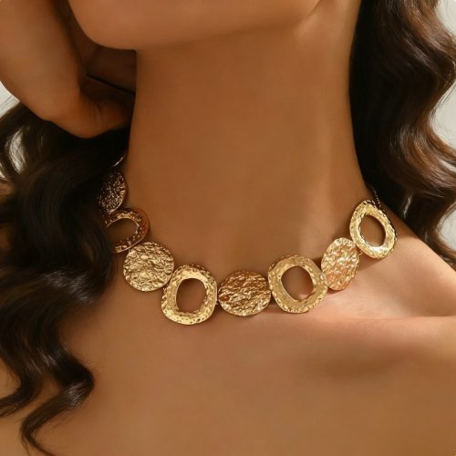 collier métal martelé pour femme dore