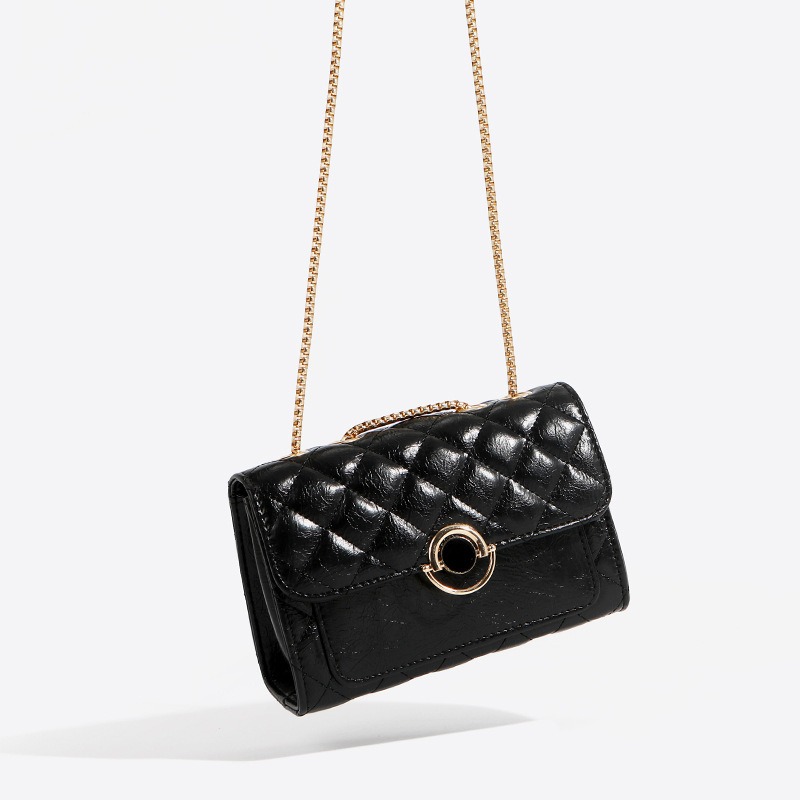 sac à main matelassé noir avec chainette