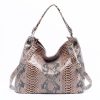 grand sac bandoulière en cuir rose