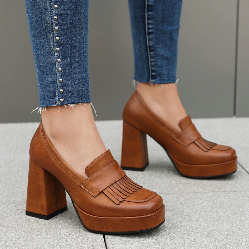 mocassins pour femme à talons moutarde 2