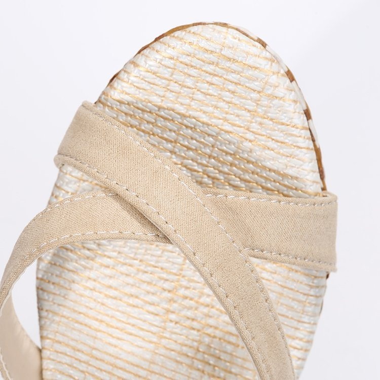 sandales à brides talon compensé